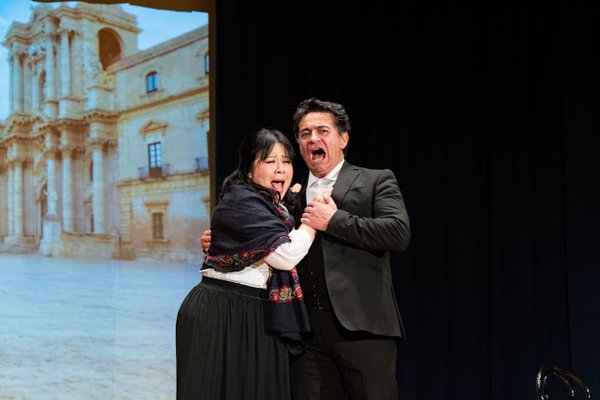 Coro Lirico Bresciano G.Verdi in esecuzione durante il concerto a Lumezzane del Garda 2025 - Foto 23