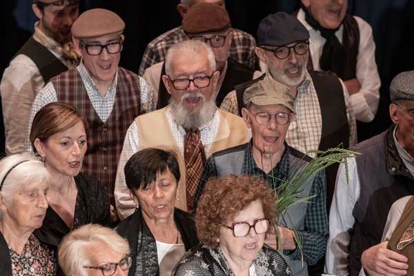 Coro Lirico Bresciano G.Verdi in esecuzione durante il concerto a Lumezzane del Garda 2025 - Foto 60