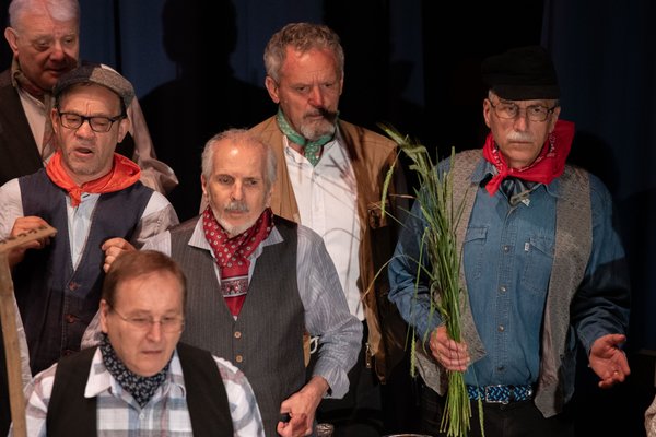 Coro Lirico Bresciano G.Verdi in esecuzione durante il concerto a Lumezzane del Garda 2025 - Foto 65