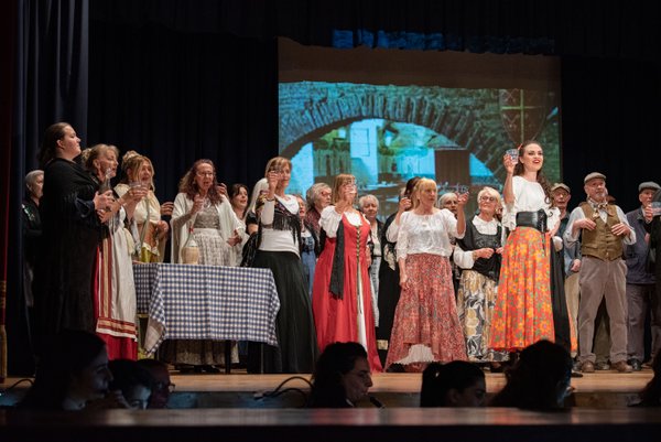 Coro Lirico Bresciano G.Verdi in esecuzione durante il concerto a Lumezzane del Garda 2025 - Foto 101