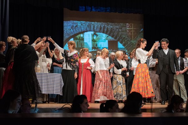 Coro Lirico Bresciano G.Verdi in esecuzione durante il concerto a Lumezzane del Garda 2025 - Foto 102