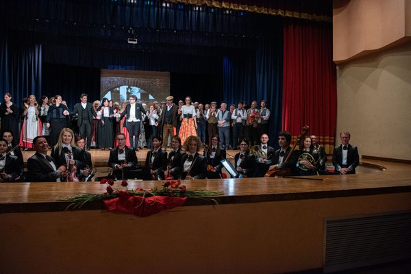 Coro Lirico Bresciano G.Verdi in esecuzione durante il concerto a Lumezzane del Garda 2025 - Foto 127