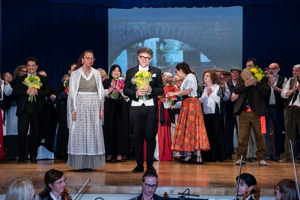 Coro Lirico Bresciano G.Verdi in esecuzione durante il concerto a Lumezzane del Garda 2025 - Foto 133