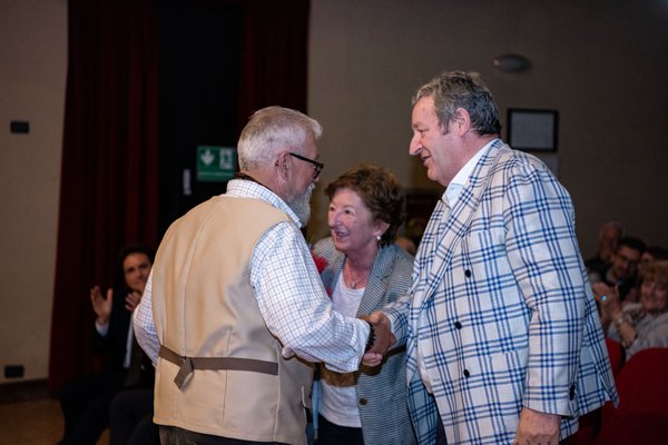 Coro Lirico Bresciano G.Verdi in esecuzione durante il concerto a Lumezzane del Garda 2025 - Foto 134