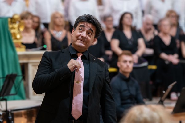 Coro Lirico Bresciano G.Verdi in esecuzione durante il concerto a Moniga del Garda 2025 - Foto 36