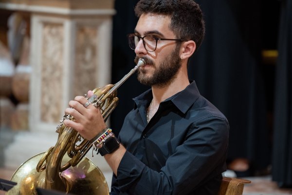 Coro Lirico Bresciano G.Verdi in esecuzione durante il concerto a Moniga del Garda 2025 - Foto 45