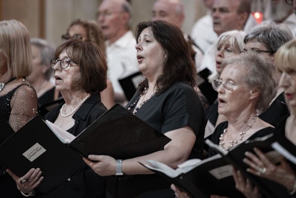 Coro Lirico Bresciano G.Verdi in esecuzione durante il concerto a Moniga del Garda 2025 - Foto 66