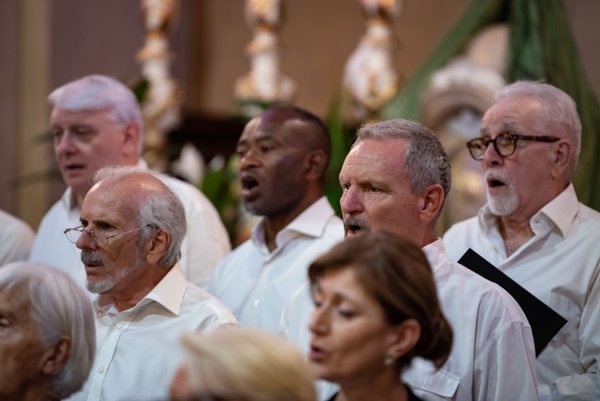 Coro Lirico Bresciano G.Verdi in esecuzione durante il concerto a Moniga del Garda 2025 - Foto 67