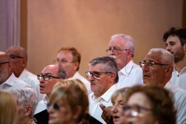 Coro Lirico Bresciano G.Verdi in esecuzione durante il concerto a Moniga del Garda 2025 - Foto 69