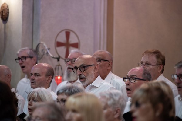 Coro Lirico Bresciano G.Verdi in esecuzione durante il concerto a Moniga del Garda 2025 - Foto 70