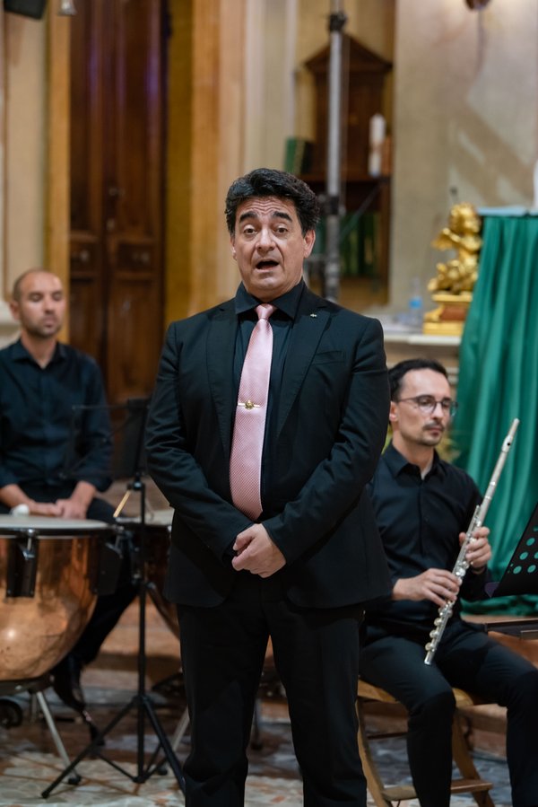 Coro Lirico Bresciano G.Verdi in esecuzione durante il concerto a Moniga del Garda 2025 - Foto 71