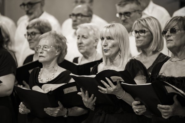 Coro Lirico Bresciano G.Verdi in esecuzione durante il concerto a Moniga del Garda 2025 - Foto 75