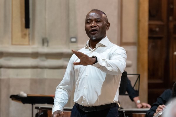 Coro Lirico Bresciano G.Verdi in esecuzione durante il concerto a Moniga del Garda 2025 - Foto 91