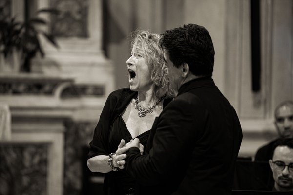 Coro Lirico Bresciano G.Verdi in esecuzione durante il concerto a Moniga del Garda 2025 - Foto 97
