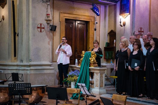 Coro Lirico Bresciano G.Verdi in esecuzione durante il concerto a Moniga del Garda 2025 - Foto 106