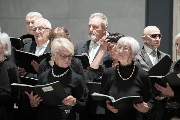 Coro Lirico Bresciano G.Verdi in esecuzione durante il concerto al Museo Santa Giulia 2025 - Foto 7