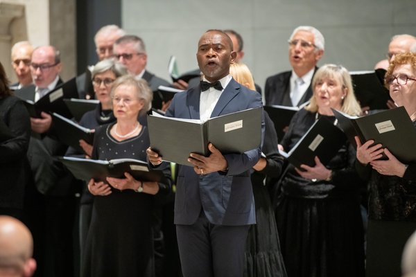 Coro Lirico Bresciano G.Verdi in esecuzione durante il concerto al Museo Santa Giulia 2025 - Foto 47