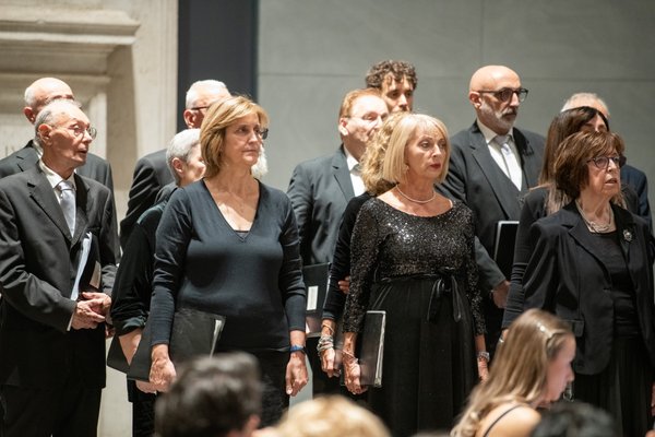 Coro Lirico Bresciano G.Verdi in esecuzione durante il concerto al Museo Santa Giulia 2025 - Foto 62
